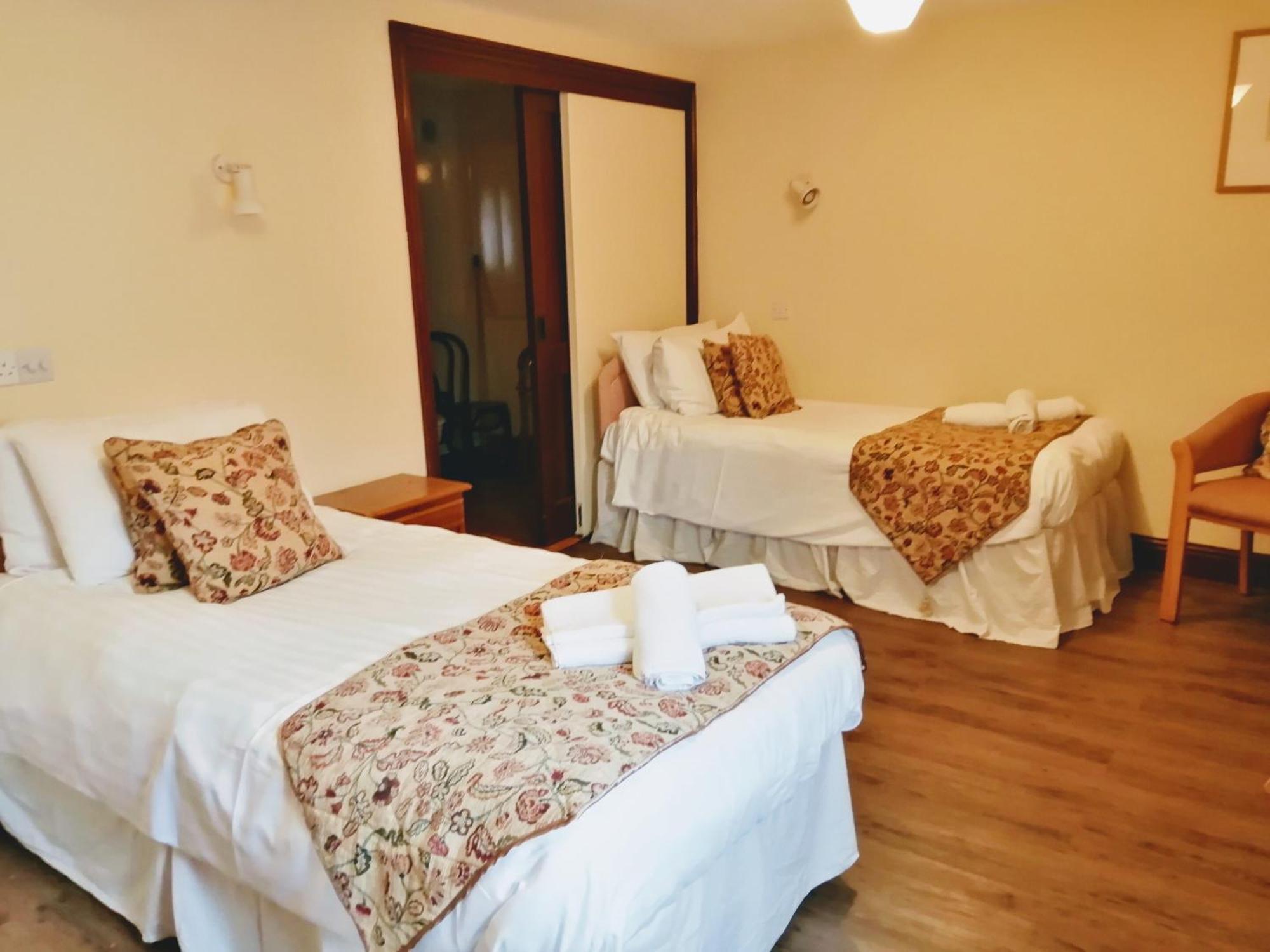 The Old Stables Self Catering Villa Salisbury Exteriör bild