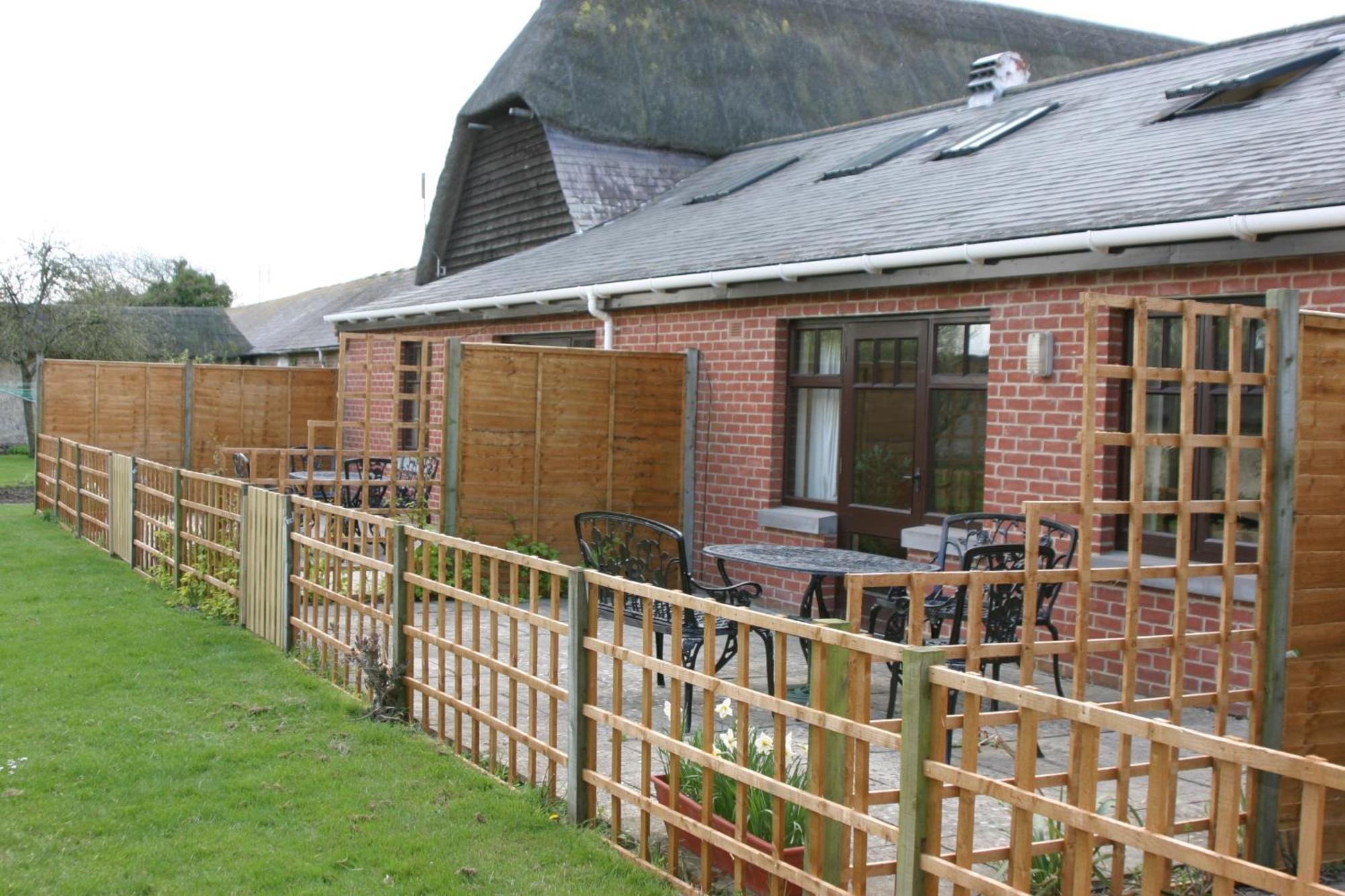 The Old Stables Self Catering Villa Salisbury Exteriör bild