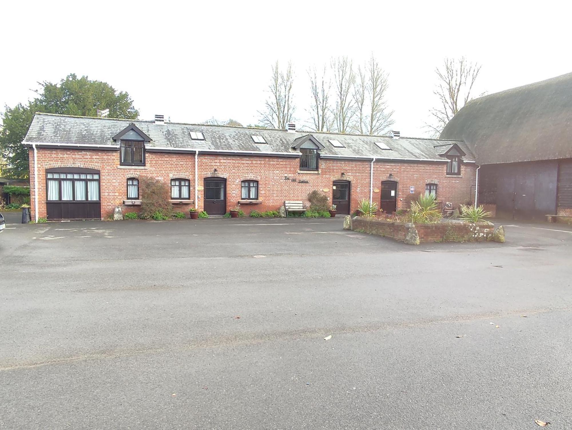 The Old Stables Self Catering Villa Salisbury Exteriör bild
